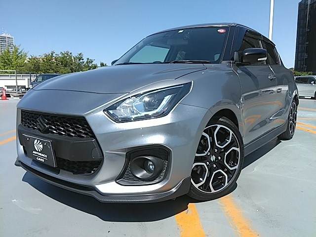 スイフト　１４００　５ドア　６ＦＭＴ　２ＷＤ　５人