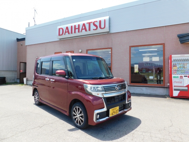 タント　カスタム　４ＷＤ　Ｘ　トップエディション　ＳＡ３