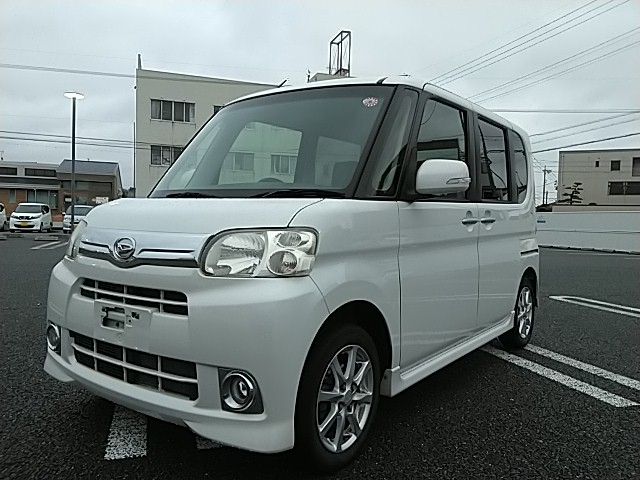 タント　６６０　Ｇスペシャル　５ドア　ＤＣＶＴ　