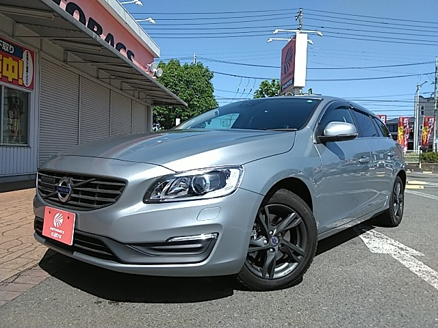 Ｖ６０　２０００　Ｄ４　ＳＥ　右ハンドル　５ドア