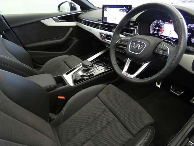 �E�B���J�[�����̃h�A�~���[�ł��B���s�҂�