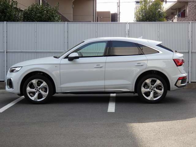 �A�E�f�B���É����ł́A���q�l�Ɉ��S���Ė�