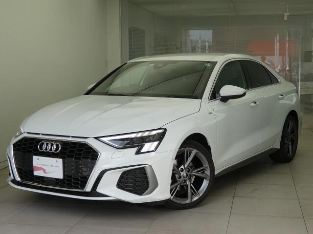 Ａ３　セダン　３０　ＴＦＳＩ　Ｓライン