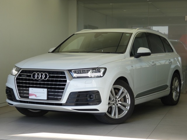 Ｑ７　２．０ＴＦＳＩクワトロエアサスＳラインＰ