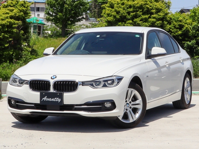３シリーズ　セダン　３２０ｉ　スポーツ