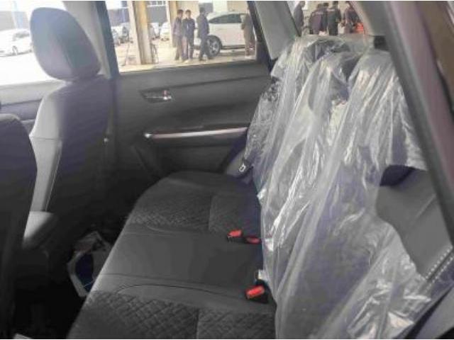車両画像4