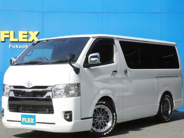 ハイエースバン　２ＷＤ　５Ｄ２．８ＤＴスーパーＧＬダークプライム