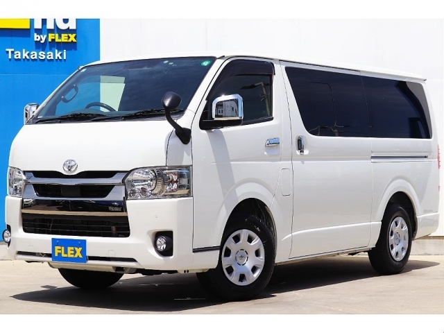 ハイエースバン　２ＷＤ　５Ｄ２．０スーパーＧＬダークプライムⅡロ