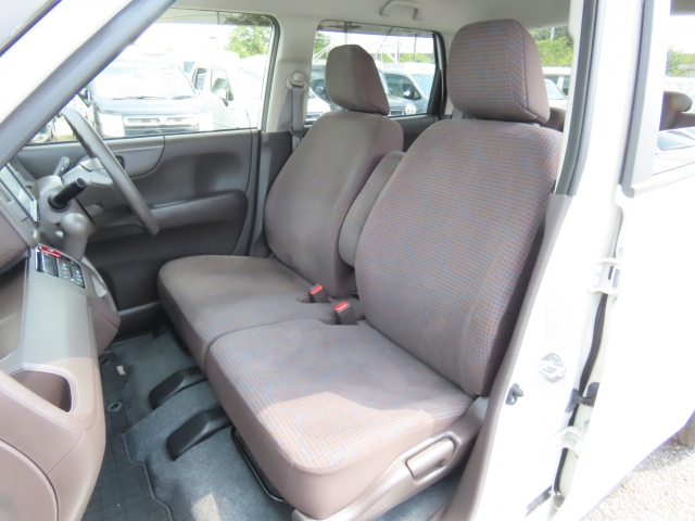 �t�����g�V�[�g����ԗǍD�ł���B�傫�ȉ�����Ȃ��A���S�ł��B����S�n�������ł���B