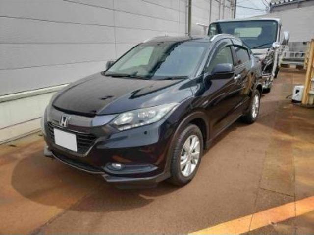 ヴェゼル　ハイブリッド　４ＷＤ　Ｘ