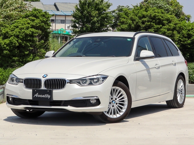 ３シリーズ　ツーリング　３２０ｉ　ラグジュアリー
