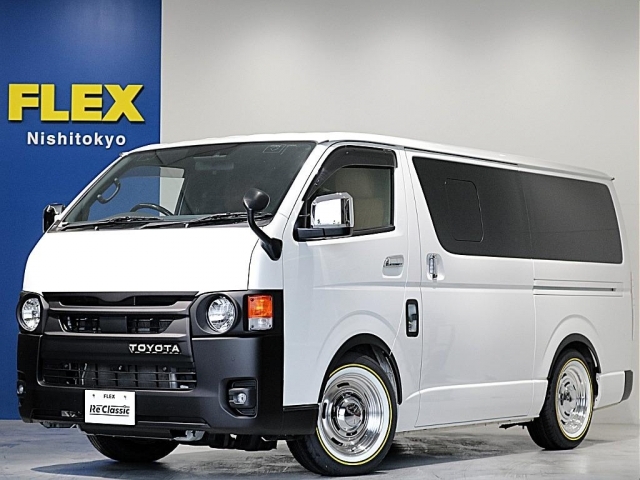 ハイエースバン　２ＷＤ　５Ｄ２．８ＤＴスーパーＧＬダークプライム