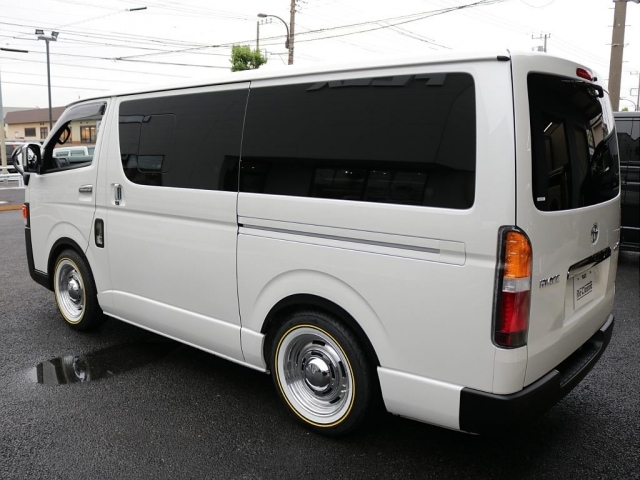 車両画像8