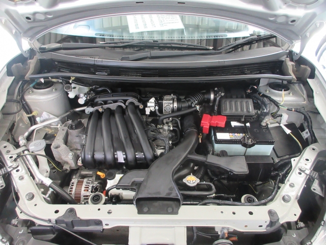 �G���W�����[�����Y��Ɏd�オ���Ă���܂��B�@�c�Ǝ��Ԃ͂P�O���`�P�W���܂ŁA���T���j������x���ƂȂ��Ă���܂��B���₢���킹���X�^�b�t�ꓯ�A���҂����Ă���܂���