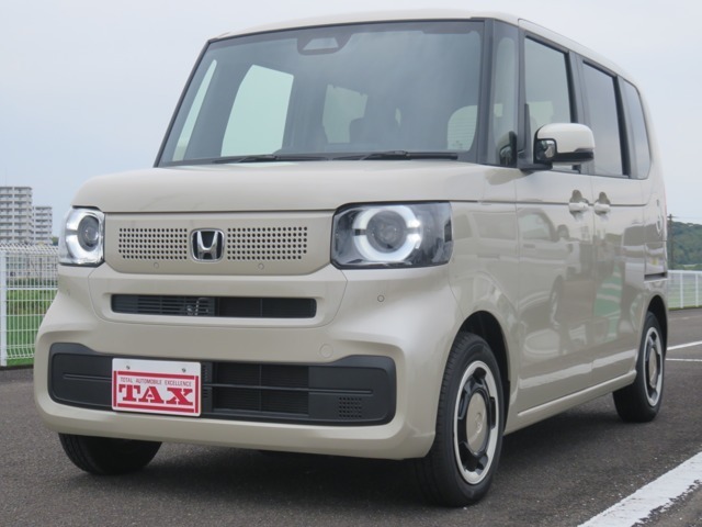 Ｎ　ＢＯＸ　６６０　ファッションスタイル　・ディスプ