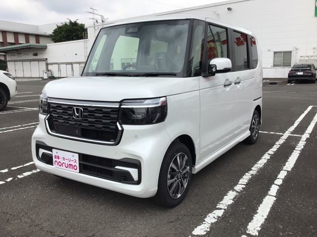 Ｎ　ＢＯＸ　カスタム　６６０　・片側電動スライドドア