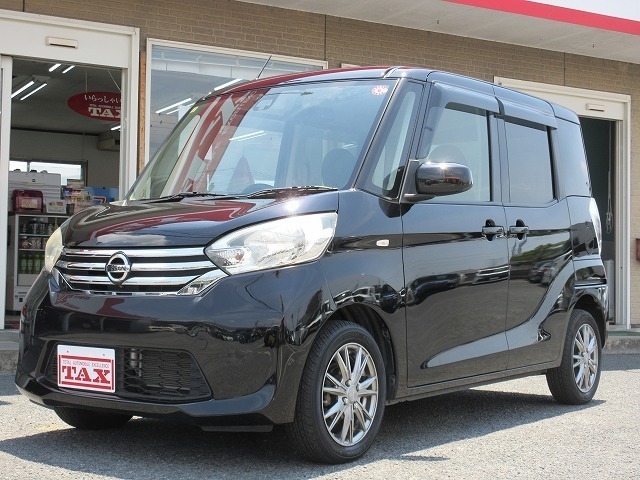 デイズ　ルークス　６６０　Ｘ　禁煙車　左Ｐスラ　全方位　黒