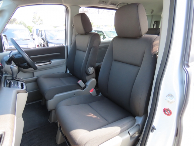 �t�����g�V�[�g����ԗǍD�ł���B�傫�ȉ�����Ȃ��A���S�ł��B����S�n�������ł���B