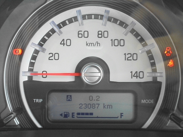 車両画像30