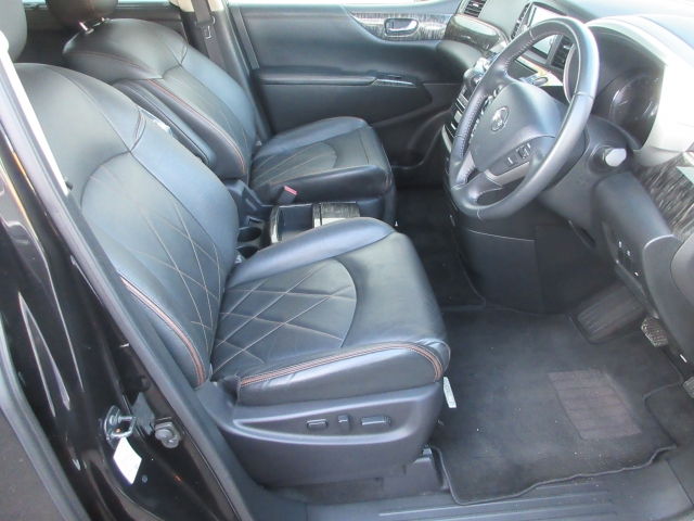 �^�]�Ȃł��B�@�蓮�ł͓�����������o����֗��ȃp���[�V�[�g����������Ă���̂ŁA�����̑̂ɍ������V�[�g�|�W�V������ݒ�o���܂��ˁB