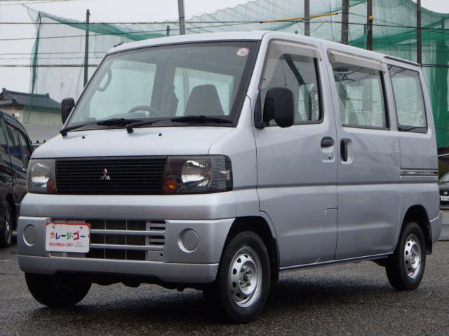 ミニキャブバン　４ＷＤ　ＣＤ