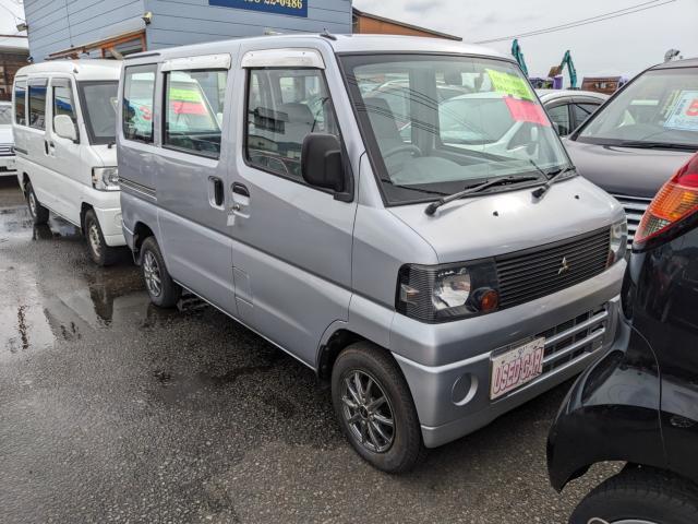 ミニキャブバン　４ＷＤ　ＣＤ