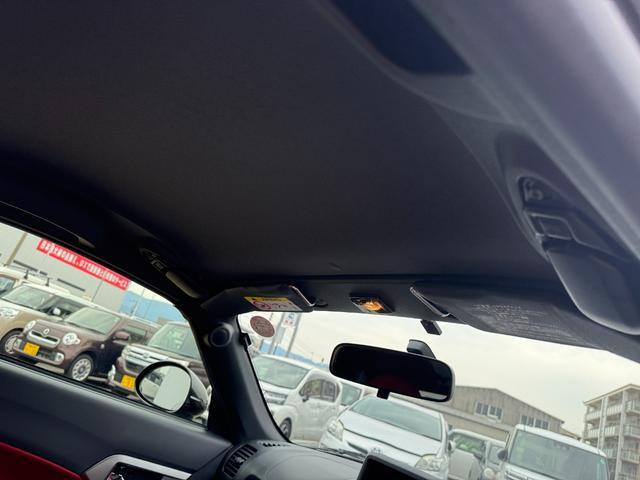 状態の良いルーフライニング