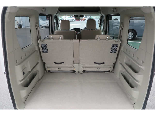 ���Q�b�W���[���̗l�q�ł��B�㕔���Ȃ̓X���C�h�\�ȕ������ł��̂ŃA�����W����ő傫�Ȃ��ו����\���ςݍ��߂܂��B