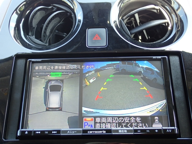 �o�b�N�J�����������Ă���܂��B���Ԏ��ɑ�ϖ��ɗ����܂�������Ԃ����ȕ��ɂ��֗��@�\�ł���