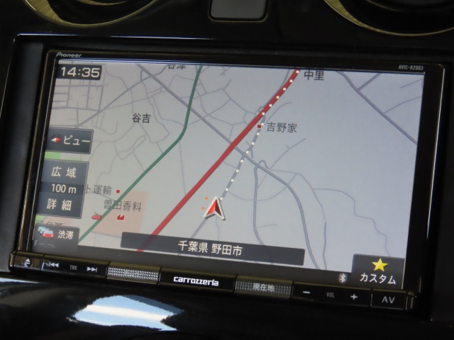 メモリーナビ装備で、知らない場所もあっという間に検索♪ちょっとしたお出かけや旅行もこれでバッチリですね。