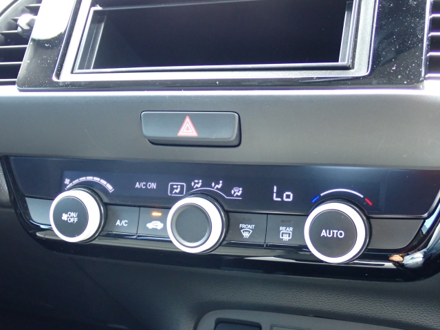 �I�[�g�G�A�R�������B���x�ݒ肪�o���āA�������K�ł���B