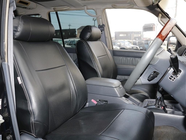 �V�[�g���u���b�N���U�[���̃V�[�g�J�o�[�����I�ʏ��i�����ē������Ă���܂��I