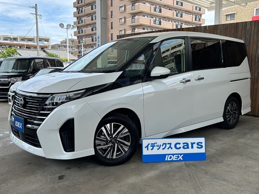セレナ　ｅ－ＰＯＷＥＲ　ハイウェイスター　Ｖ