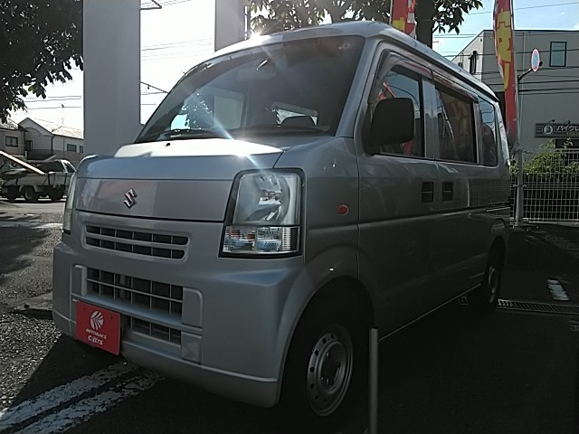 エブリイバン　６６０　ＰＣ　５ドア　５ＤＭＴ　２ＷＤ　