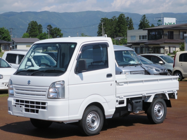 キャリイトラック　４ＷＤ　ＫＣ　エアコン・パワステ　フロア３ＡＴ