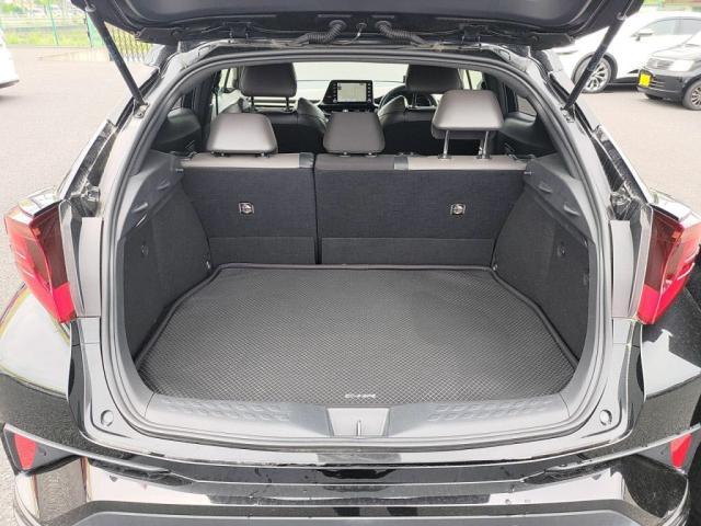 トランクスペースも広々！