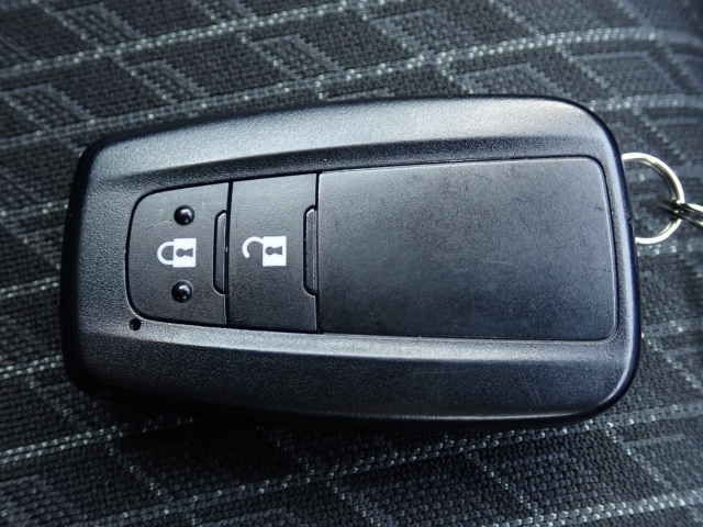 ���Ƃ��Ă��֗��ȃX�}�[�g�L�[�V�X�e���������g�т��邾���Ńh�A���̎{���E�J���E�G���W���n�����\�ȃX�}�[�g�L�[�V�X�e��