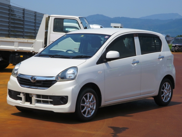 ミラ　イース　４ＷＤ(ダイハツ) Ｘｆ　ＳＡキーレス　ＣＤ　衝突安全　ＡＣ 中古車画像