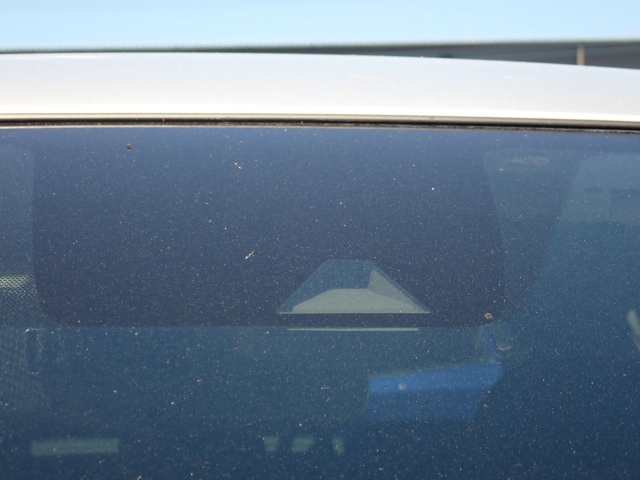 �t�����g�J�����őO���̎ԗ�����s�҂����m�B�Փ˂������Ȏ��͏Փˉ���y���u���[�L���쓮�A�Փˉ�����T�|�[�g�B