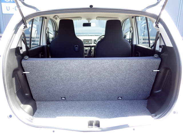 �ʏ펞�̃��P�b�W�X�y�[�X�ł��I�傫�ȊJ���ŉו��̏悹�~�낵���y�ɍs���܂��B