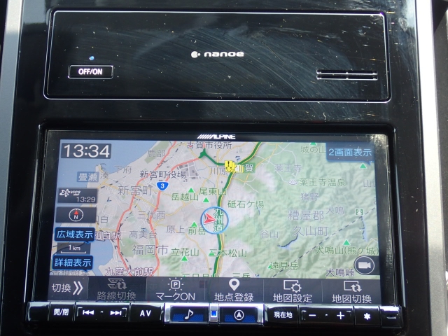 ナビ装備で知らない場所もあっという間に検索♪ちょっとしたお出かけや旅行もこれでばっちりですね。