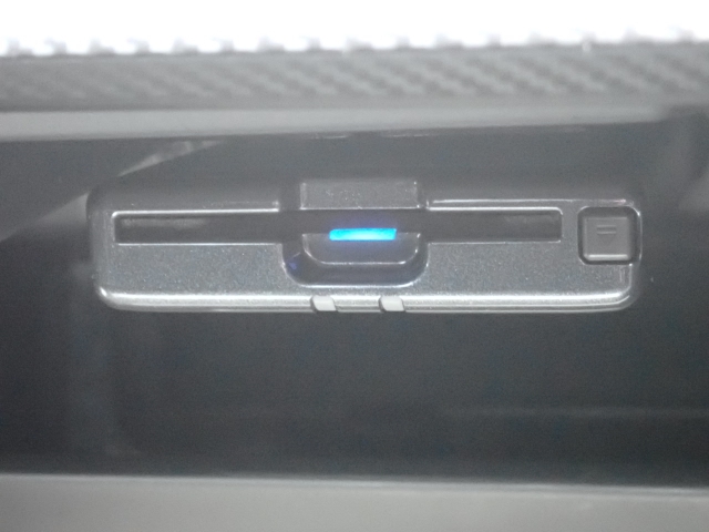 ETCも装備しています。ノンストップで料金所を通過できます。うれしい装備ですよね。