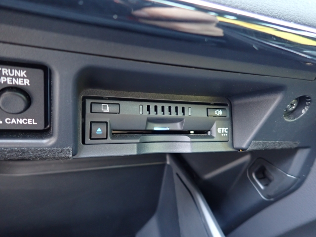 ETC���ڂł��B�L�����H�̗������Œ�Ԃ��鎖�Ȃ��X���[�Y�ɒʉ߂ł��܂��B