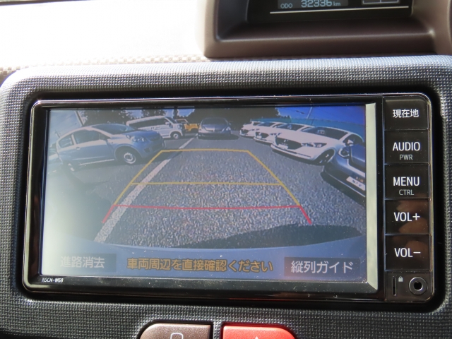 �o�b�N�J�����𑕔����Ă���܂��B���Ԏ��ɑ�ϖ𗧂��܂����^�]�����ȕ��̖����ɂȂ��Ă���܂��B