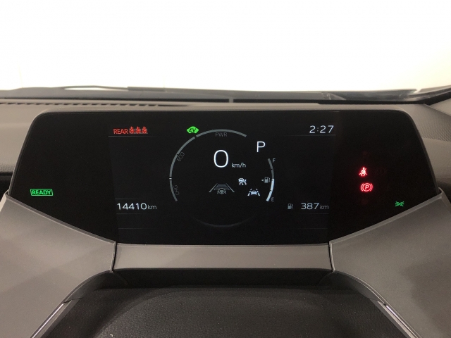 �l�X�ȏ�񂪕\������郁�[�^�[�p�l���͎��F���ƃf�U�C�����𗼗��������f�G�ȃf�U�C���ł��I