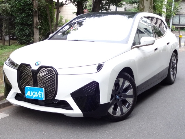 ｉＸ(BMW) ｘＤｒｉｖｅ４０　スポーツパッケージ 中古車画像