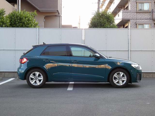 ワイパー作動を手動で変更する際はハンドル