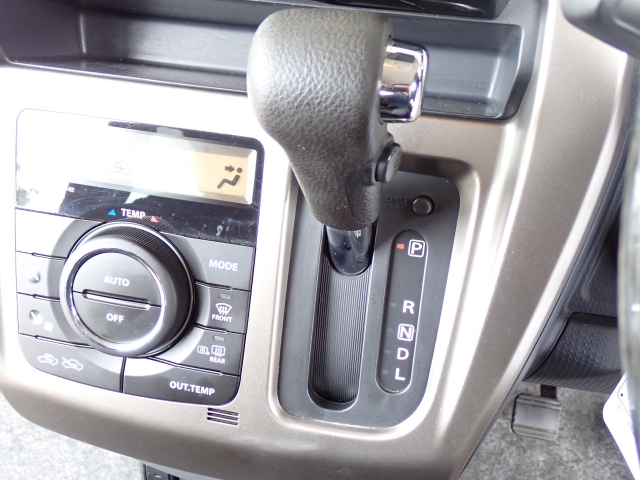 操作しやすいシフトレバー