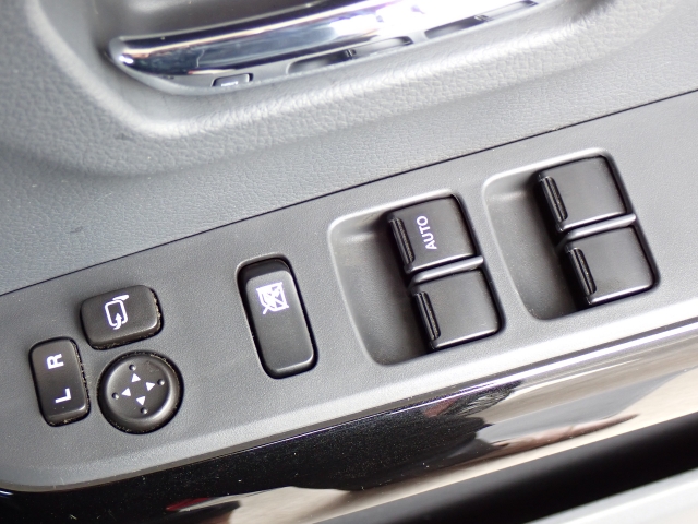 全席パワーウィンド