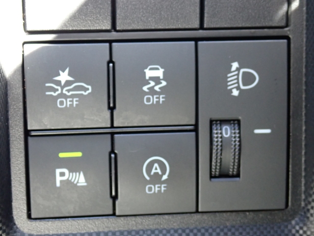 �����h�~�@�\�A�Փˉ���y���u���[�L�t���ŁA�����S�Ƀh���C�u�����y���݂��������܂���